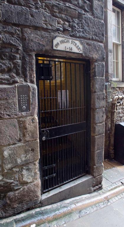 Innercitylets - Royal Mile Единбург Стая снимка